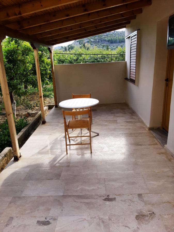 Agis Apartment#4 نافبليو المظهر الخارجي الصورة